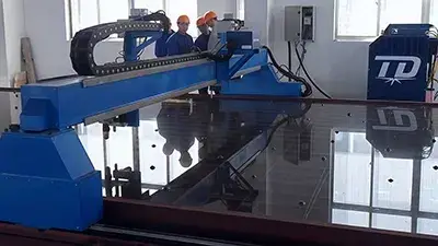 ماكينة القطع بالبلازما CNC